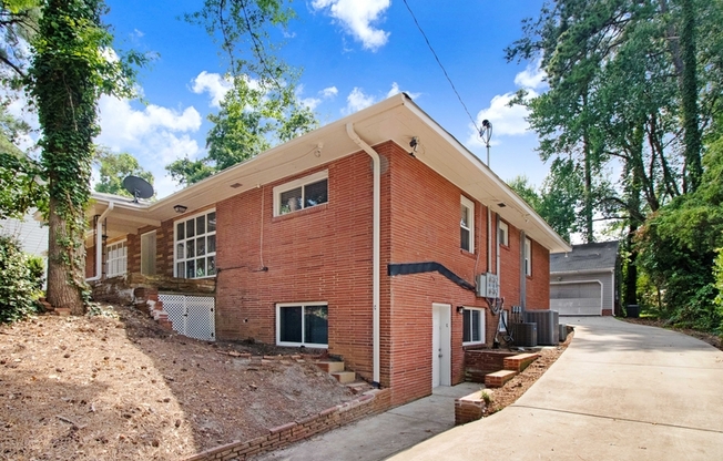 105 PINELAND CIR