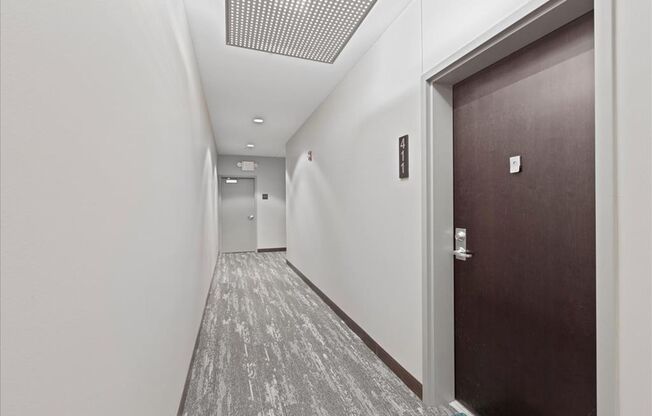 1 bed, 1 bath, 850 sqft, $2,300, Unit North Euclid Ave 9 #441