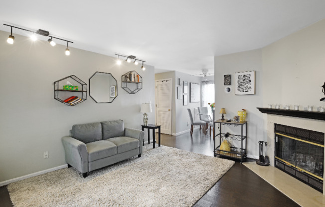 911 S. Charles Street #204