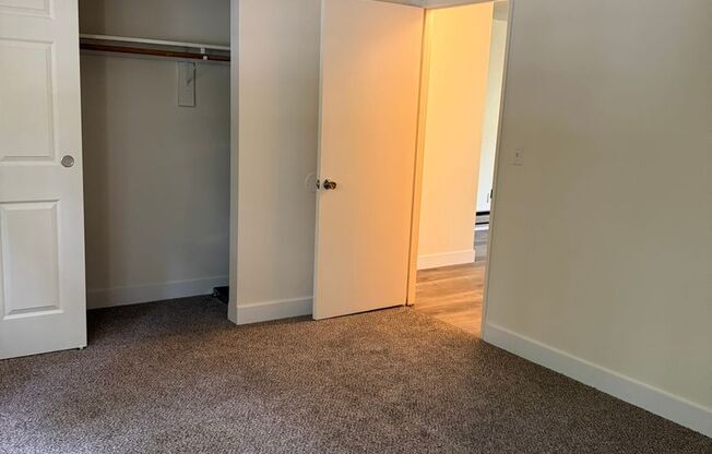 1 bed, 1 bath, 750 sqft, $1,250, Unit 119-4938