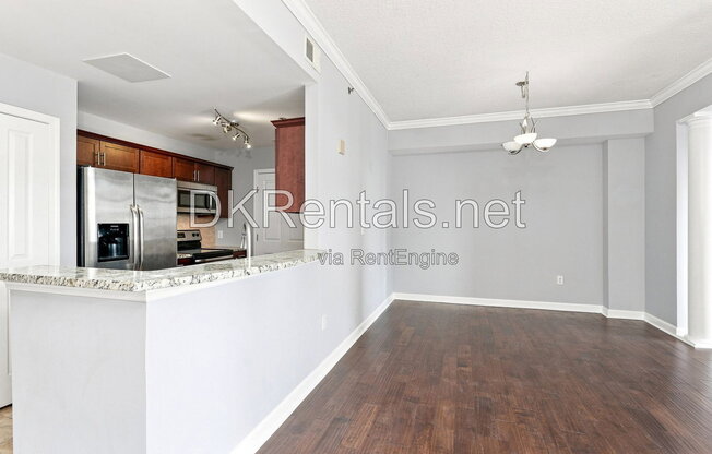 2 beds, 1 bath, 1,054 sqft, $2,200, Unit 728 728