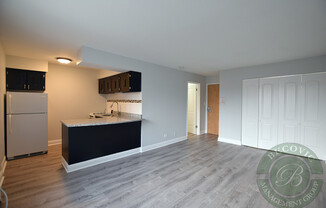 Studio, 1 bath, 392 sqft, $1,550, Unit 506