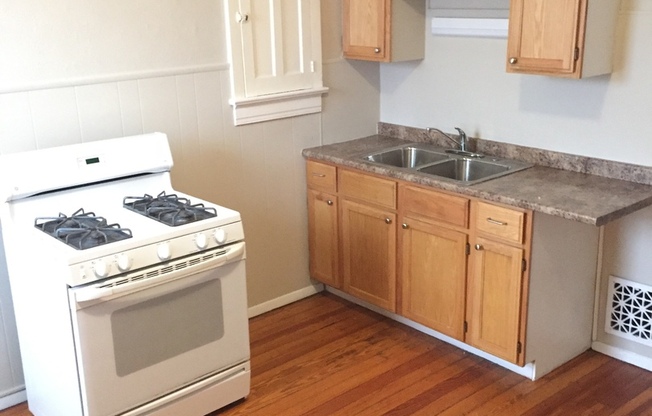 1 bed, 1 bath, $825