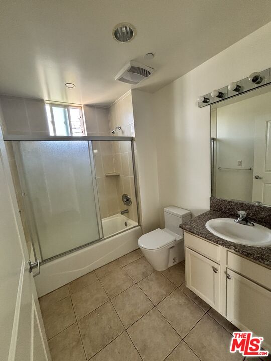 1412 S SHERBOURNE DR