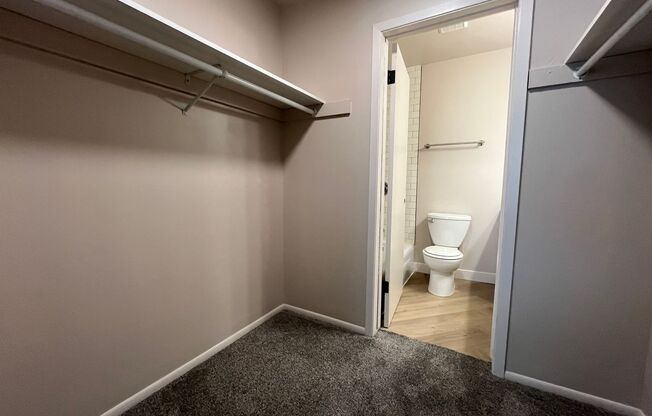 2 beds, 2 baths, $1,495, Unit 222