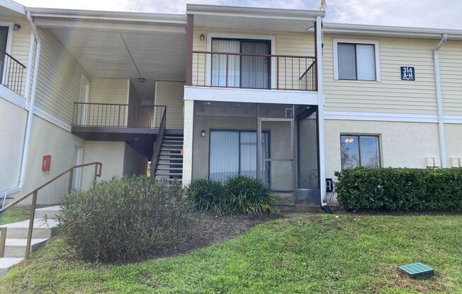 FIRST FLOOR 1 Bedroom 1 Bath Condo in Altamonte Heights