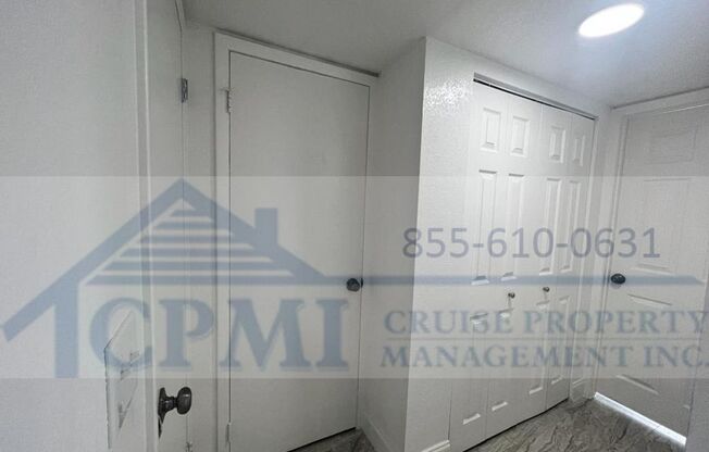 1 bed, 1 bath, 785 sqft, $1,895, Unit V107