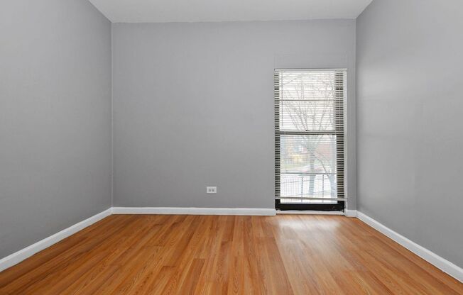 2 beds, 1 bath, 750 sqft, $1,695, Unit 3121-204
