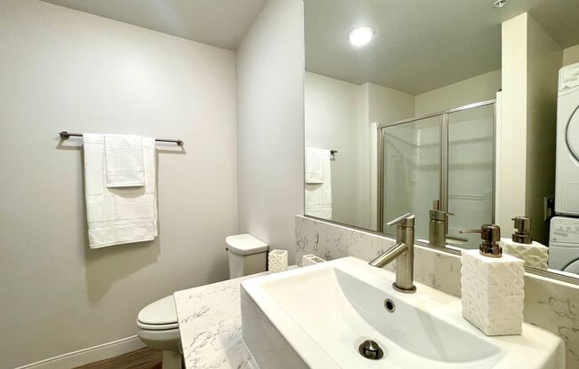Studio, 1 bath, 430 sqft, $1,777, Unit Unit 312