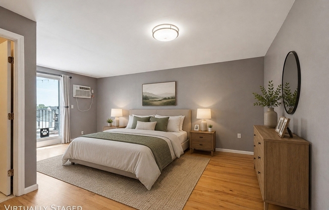 2 beds, 2 baths, 978 sqft, $2,900, Unit 5