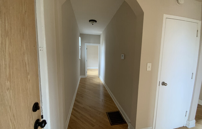894 Green Bay Road