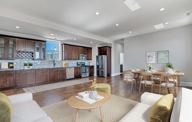 2100 N HALSTED