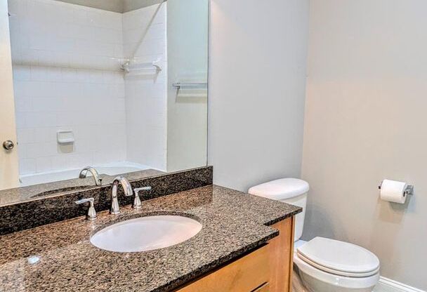 2 beds, 2.5 baths, $2,100, Unit # #A 4