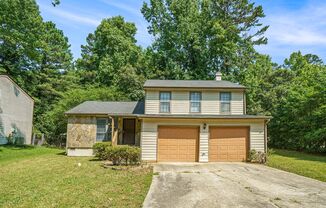 3 bdrm, 2 bath home in Stonecrest