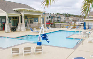 Sparkling Swimming Pool at The Retreat at Juban in Denham Springs, LA