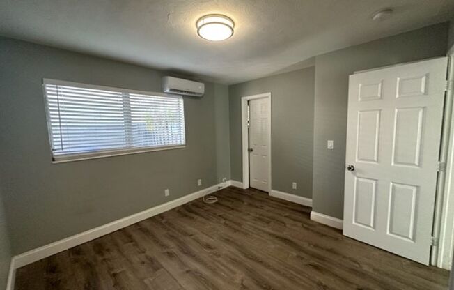 1 bed, 1 bath, $1,695, Unit 01-4246 Seagrape Drive