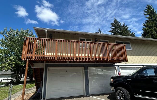 2B, 1BA unit in fourplex with Garage in Auburn's Christopher neighborhood, $1,879/month