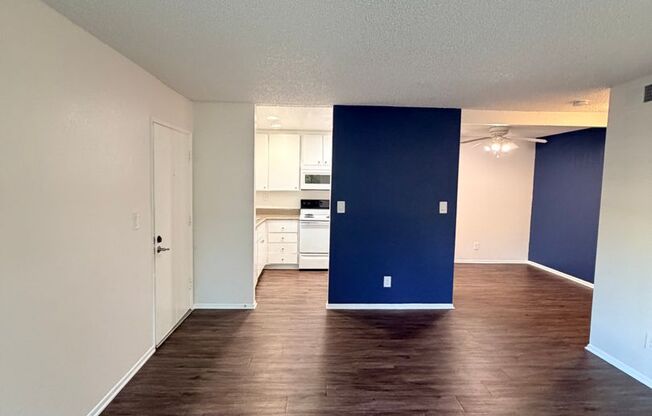 1 bed, 1 bath, 750 sqft, $2,255, Unit 716