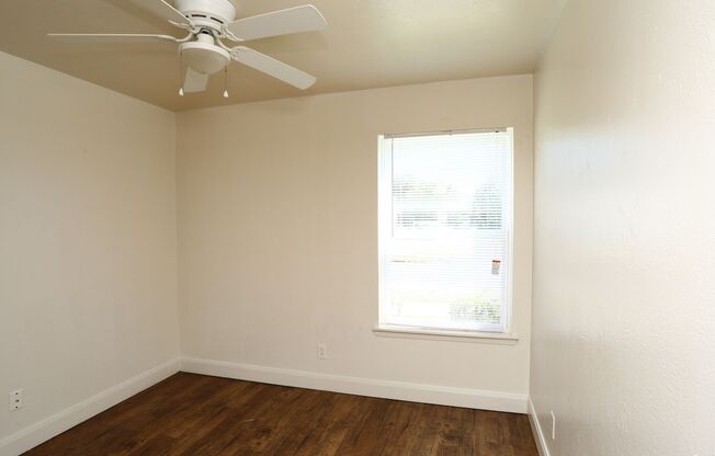 2 beds, 1 bath, 840 sqft, $975, Unit 2847 D