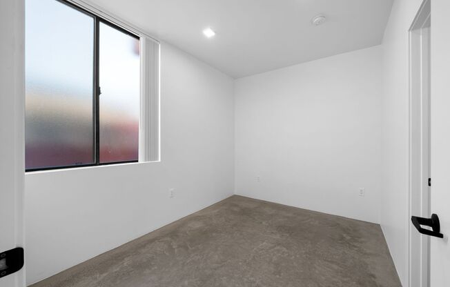 1 bed, 2 baths, 611 sqft, $2,695, Unit Unit 2