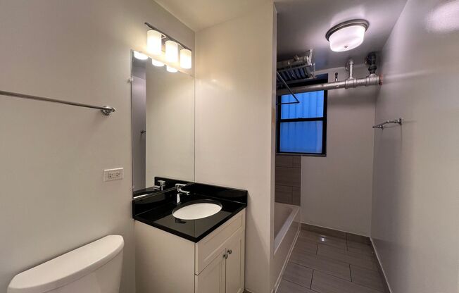 1 bed, 1 bath, 575 sqft, $2,250, Unit GR 720-BS