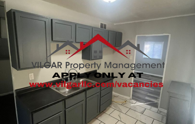 3 beds, 1 bath, $1,075