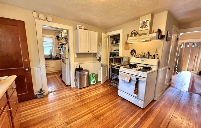 15 CLAYTON ST