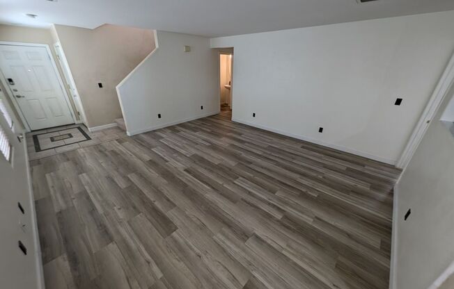 3 beds, 2.5 baths, $2,100