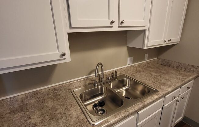 1 bed, 1 bath, 850 sqft, $999, Unit 9-917