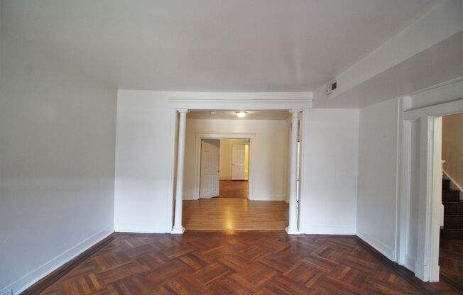 2025/2026 JHU Off-Campus Awesome 6bd/3ba spacious and CAC! Available 6/9/25!