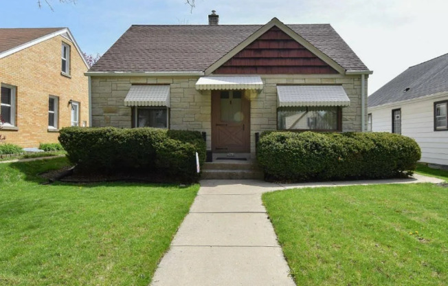 2862 N 87 ST