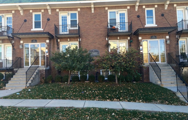 1 bed, 1 bath, 600 sqft, $895, Unit DNR/DNS Unit 07 A600