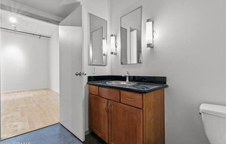 Studio, 1 bath, 790 sqft, $2,050, Unit 329