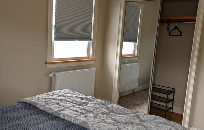 1 bed, 1 bath, 775 sqft, $1,700, Unit 95 Upper (Furnished)