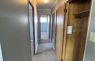 3 beds, 1 bath, $1,400