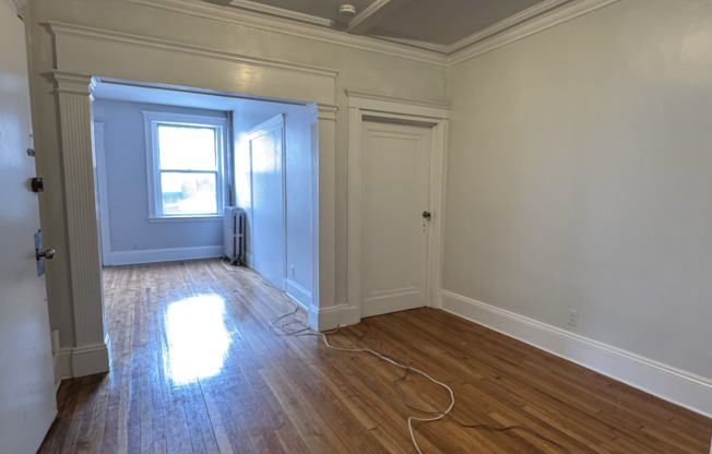 104 STRATHMORE RD