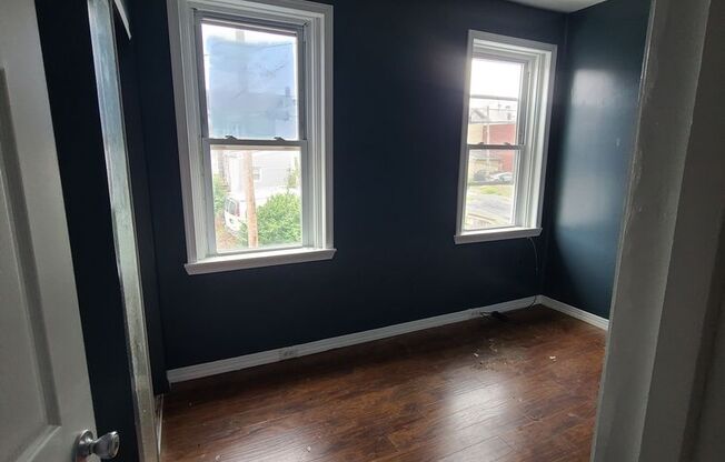 Come check out this cute and cozy house!