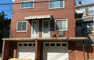 *Updated 1BD/1BA Apartment Available in Brentwood*