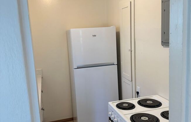 1 bed, 1 bath, $1,100, Unit 751-#1