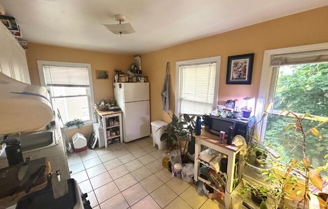1 bed, 1 bath, 650 sqft, $2,200, Unit 2