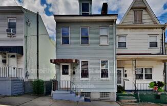 4520 MINERVA ST