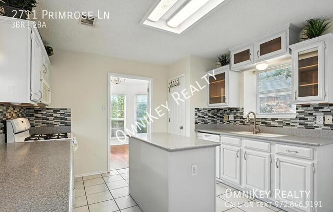 2711 PRIMROSE LN