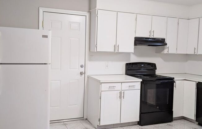 Riverwood Apartments