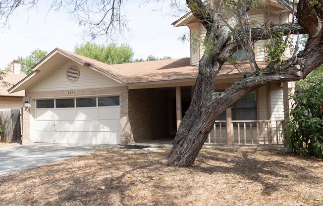 GREAT 2-STORY FLOOR PLAN W/COUNTRY STYLE FRONT PORCH*MASTER BEDROOM DOWN*1.5 CAR GARAGE*SPACIOUS MASTER SHOWER UPGRADED & HANDICAP ACCESSIBLE AS WELL*WALK-IN CLOSET*2"FAUX BLINDS*TENANT TO VERIFY SCHOOLS IF IMPORTANT*EASY ACCESS TO RANDOLPH AFB & FT. SAM