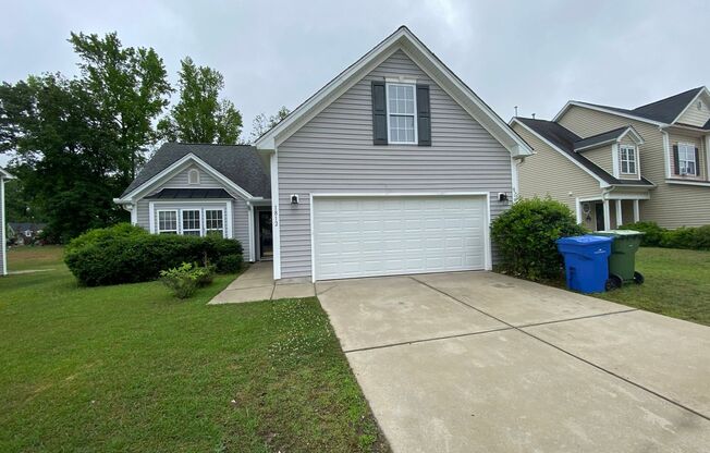 4 bedroom with garage home in Fuquay Varina