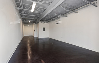 2808 HIGGINS BLVD