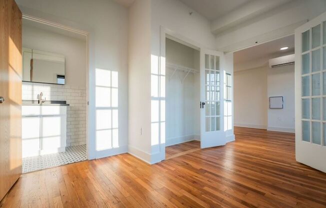 1 bed, 1 bath, 385 sqft, $1,125, Unit Unit 11