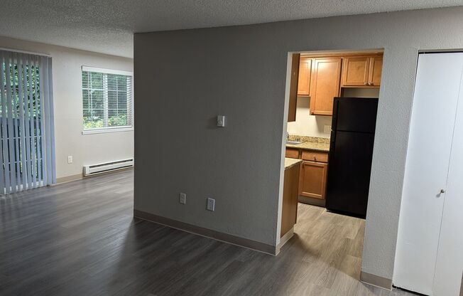 1 bed, 1 bath, 660 sqft, $1,525, Unit D105