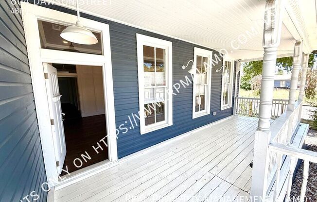 804 DAWSON ST