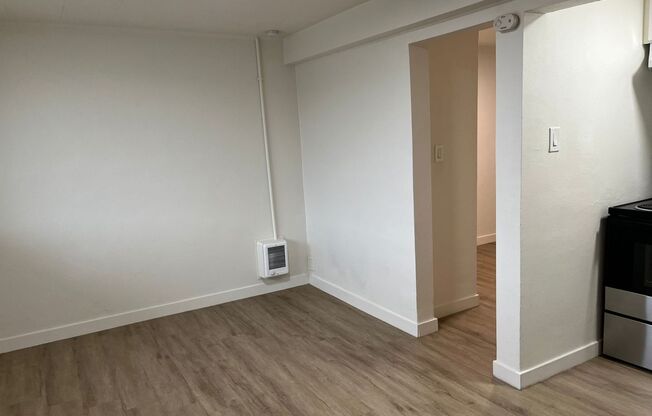 Studio, 1 bath, 214 sqft, $695, Unit Unit 015